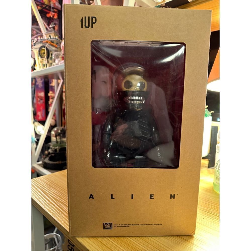 Medicom Kubrick 400% Alien Figure Vintage Kenner Version + Poster 2008 NIB